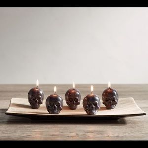 POTTERY BARN SET OF 5 MINI SKULL CANDLES HALLOWEEN